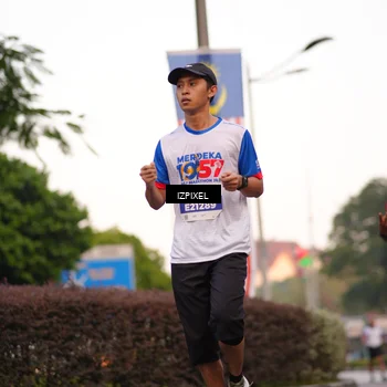 Runner Photo 4693315