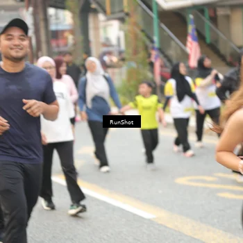 Runner Photo 4693475