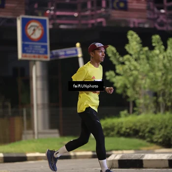 Runner Photo 4693593