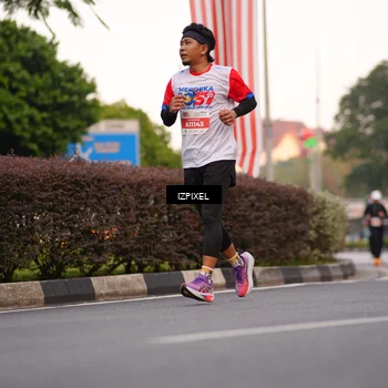 Runner Photo 4693659