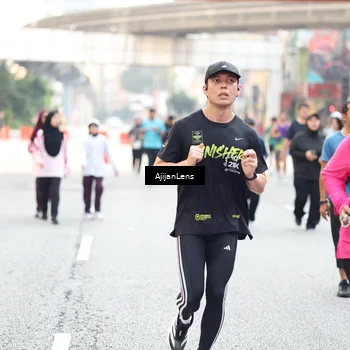 Runner Photo 4693668