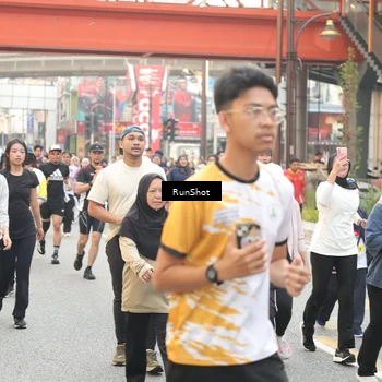 Runner Photo 4693710
