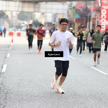 Runner Photo 4693780