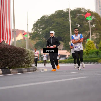 Runner Photo 4693854