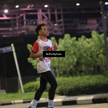 Runner Photo 4693999