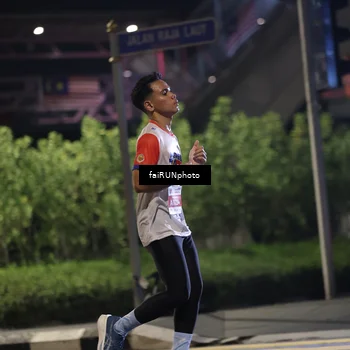 Runner Photo 4694077