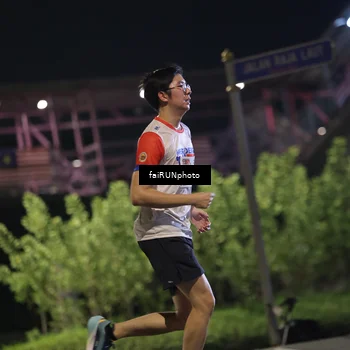 Runner Photo 4694191