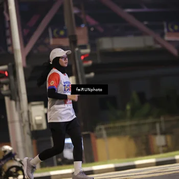 Runner Photo 4694243