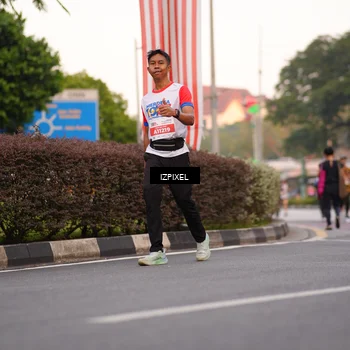 Runner Photo 4694247