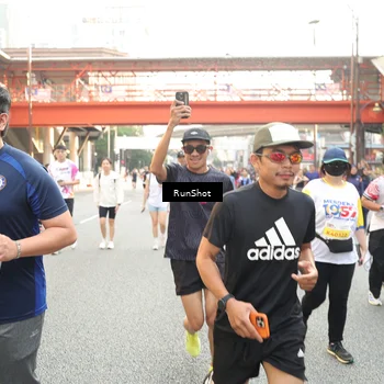 Runner Photo 4694276