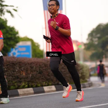 Runner Photo 4694325