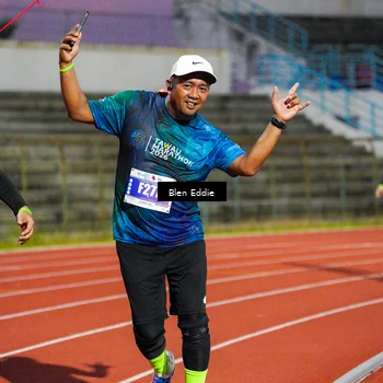 Runner Photo 4694335