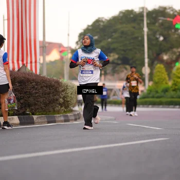 Runner Photo 4694353
