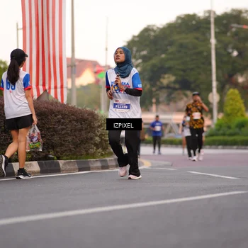 Runner Photo 4694365