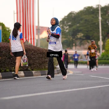 Runner Photo 4694372