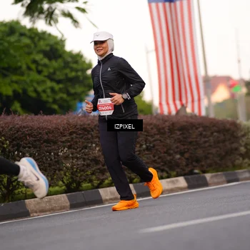 Runner Photo 4694376