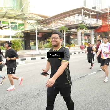 Runner Photo 4694386