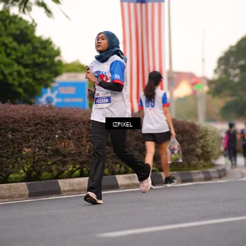 Runner Photo 4694396