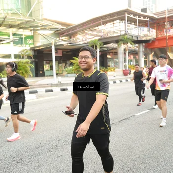 Runner Photo 4694406