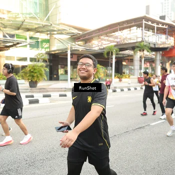 Runner Photo 4694416