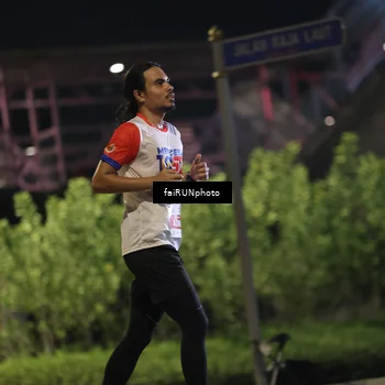 Runner Photo 4694459