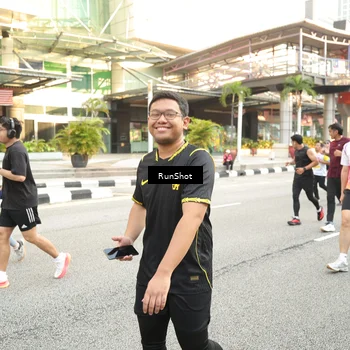 Runner Photo 4694471