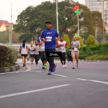 Runner Photo 4694495
