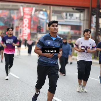 Runner Photo 4694513