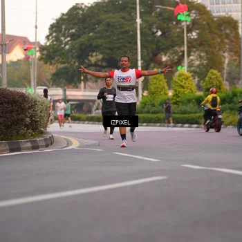 Runner Photo 4694603