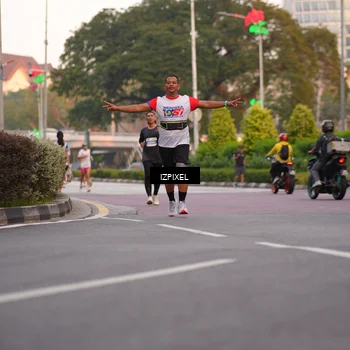 Runner Photo 4694623