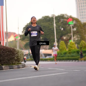 Runner Photo 4694676