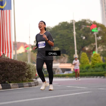 Runner Photo 4694691
