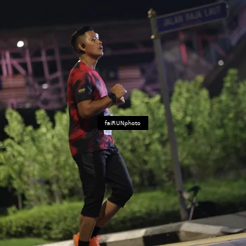 Runner Photo 4694733