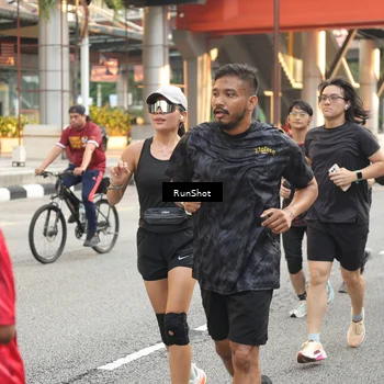 Runner Photo 4694765
