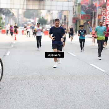 Runner Photo 4694773