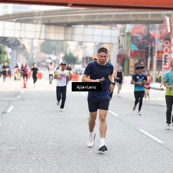 Runner Photo 4694825