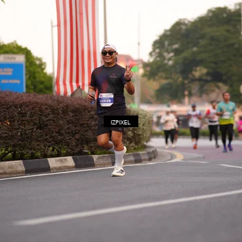 Runner Photo 4694873