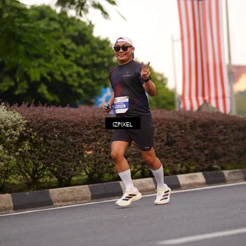 Runner Photo 4694898