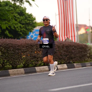 Runner Photo 4694899