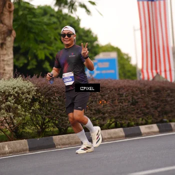 Runner Photo 4694917