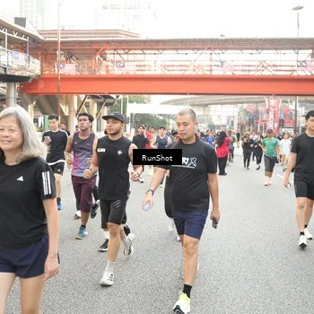 Runner Photo 4695043