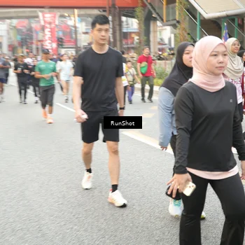 Runner Photo 4695064