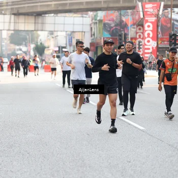 Runner Photo 4695076