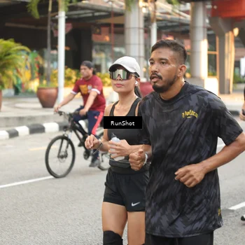 Runner Photo 4695091
