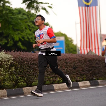 Runner Photo 4695118