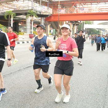 Runner Photo 4695128