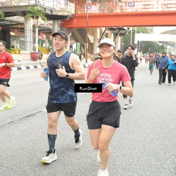 Runner Photo 4695165