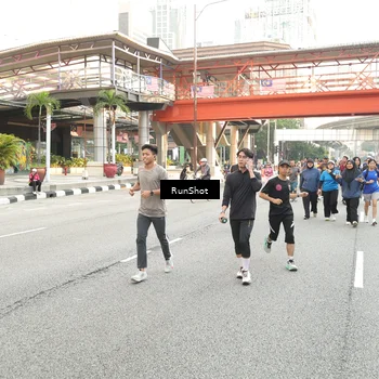 Runner Photo 4695176