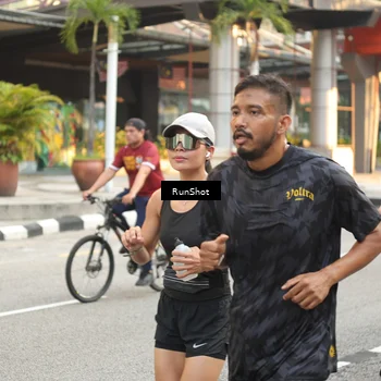 Runner Photo 4695177