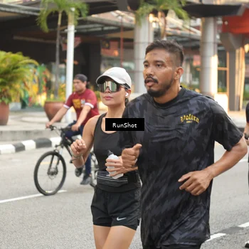 Runner Photo 4695234